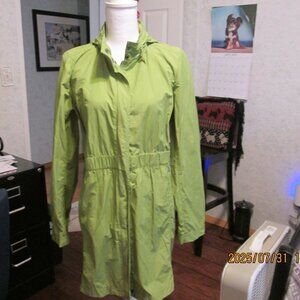 Eileen Fisher Green Lightweight Raincoat Size Medium